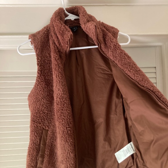 Patagonia Los Gatos Vest (brown) - Picture 5 of 6